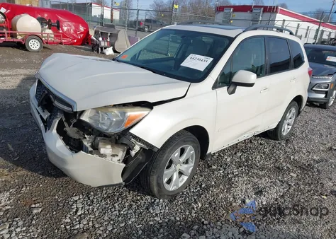 2015 Subaru Forester 2.5I Premium из США, поврежденный, VIN JF2SJADC4FH542665